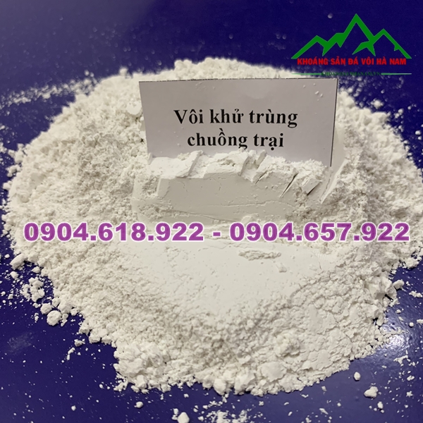 Vôi bột khử trùng chuồng trại